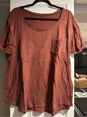 Women’s T-shirt